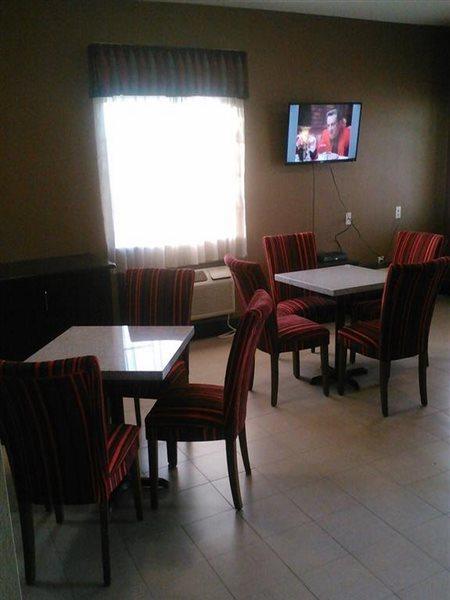 Rodeway Inn Dilley Ngoại thất bức ảnh