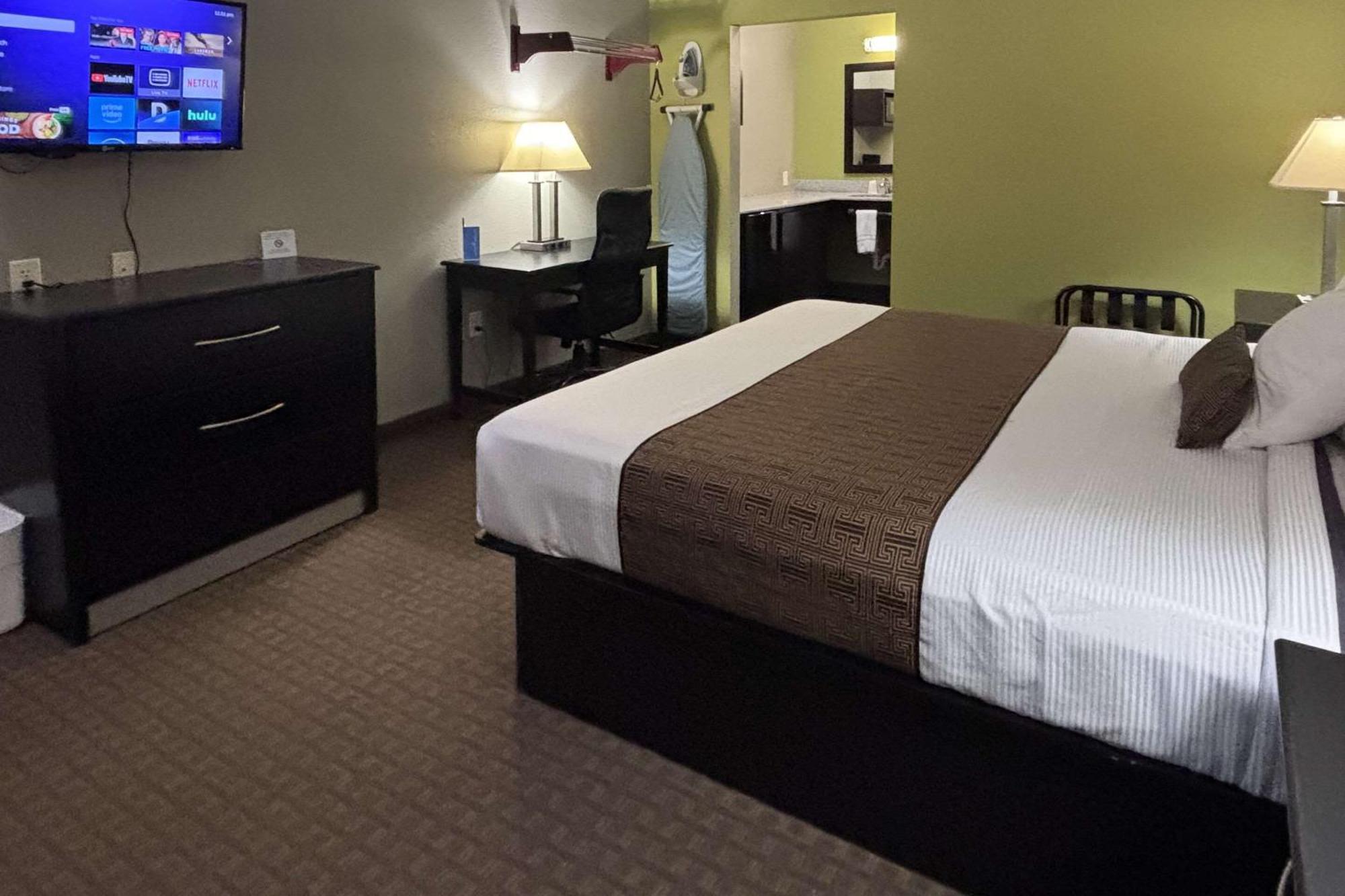 Rodeway Inn Dilley Ngoại thất bức ảnh