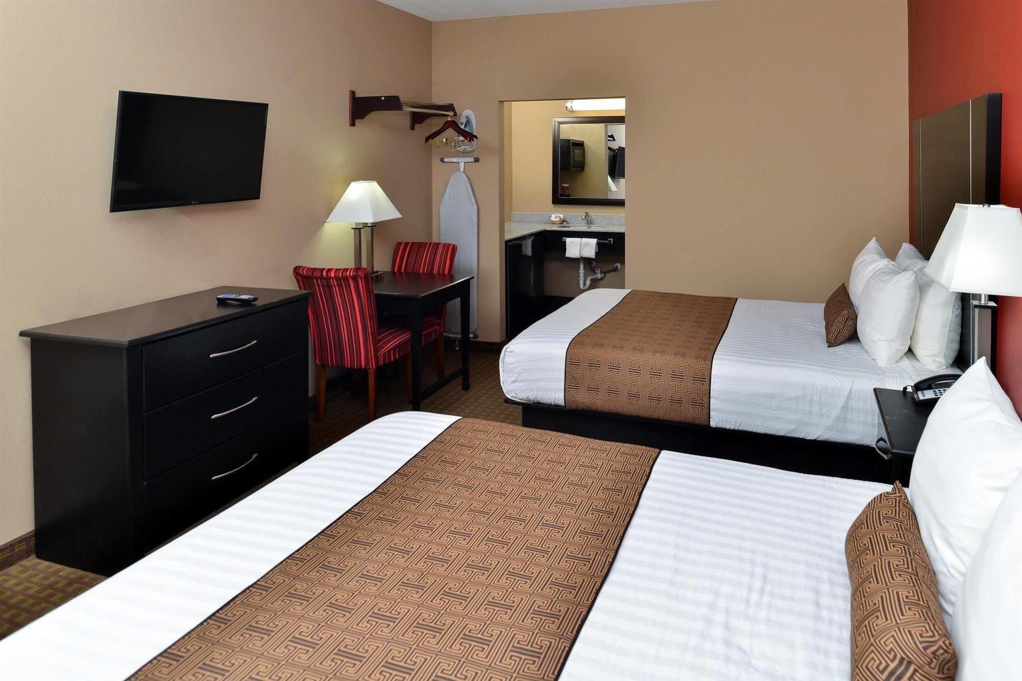 Rodeway Inn Dilley Ngoại thất bức ảnh