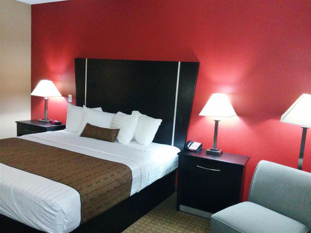 Rodeway Inn Dilley Phòng bức ảnh